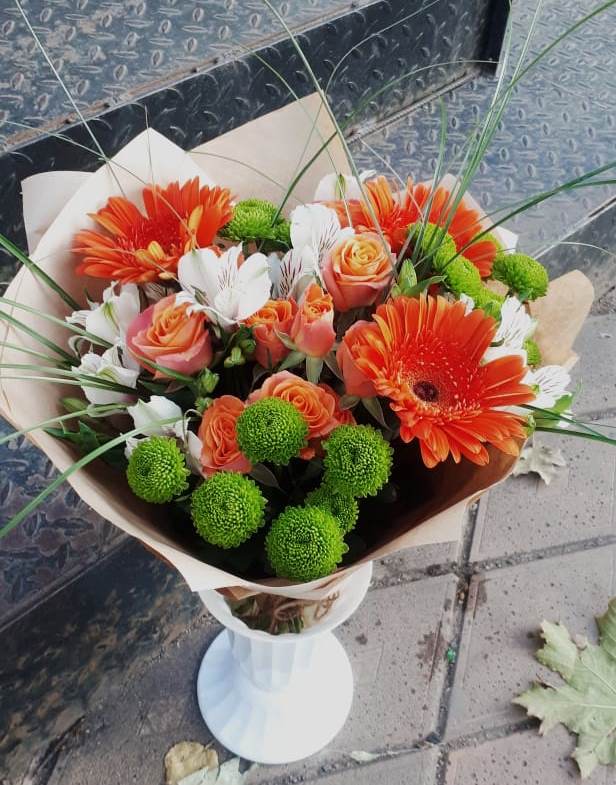 Букет цветов из: Герберы, Хризантемы, Альстромерии и Розы в Старой Вичуге