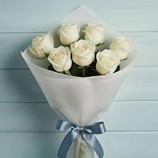 Букет 7 Белых роз Эдлесс Лав в Старой Вичуге