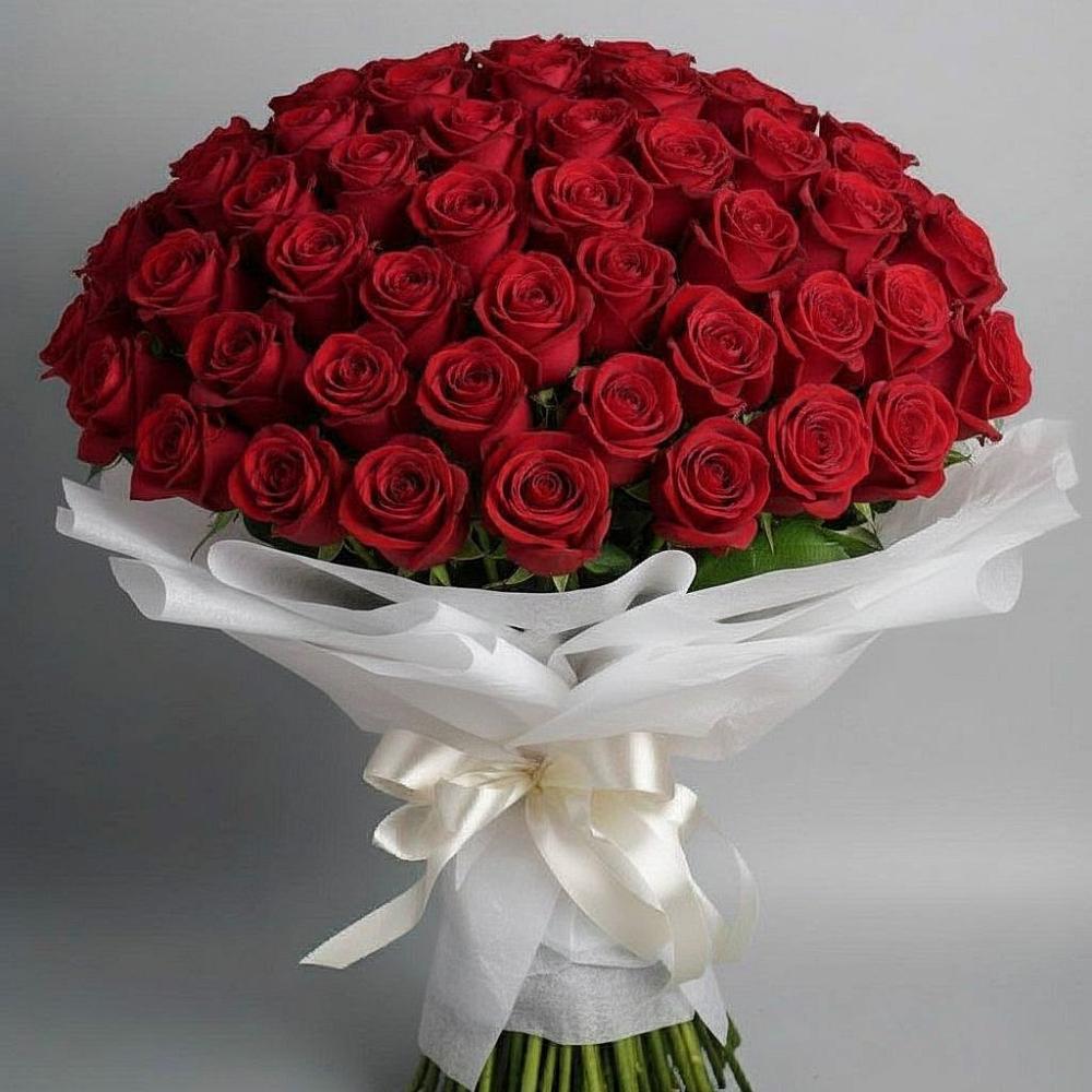 Букет 101 Красная роза Блэк Мэджик в Старой Вичуге
