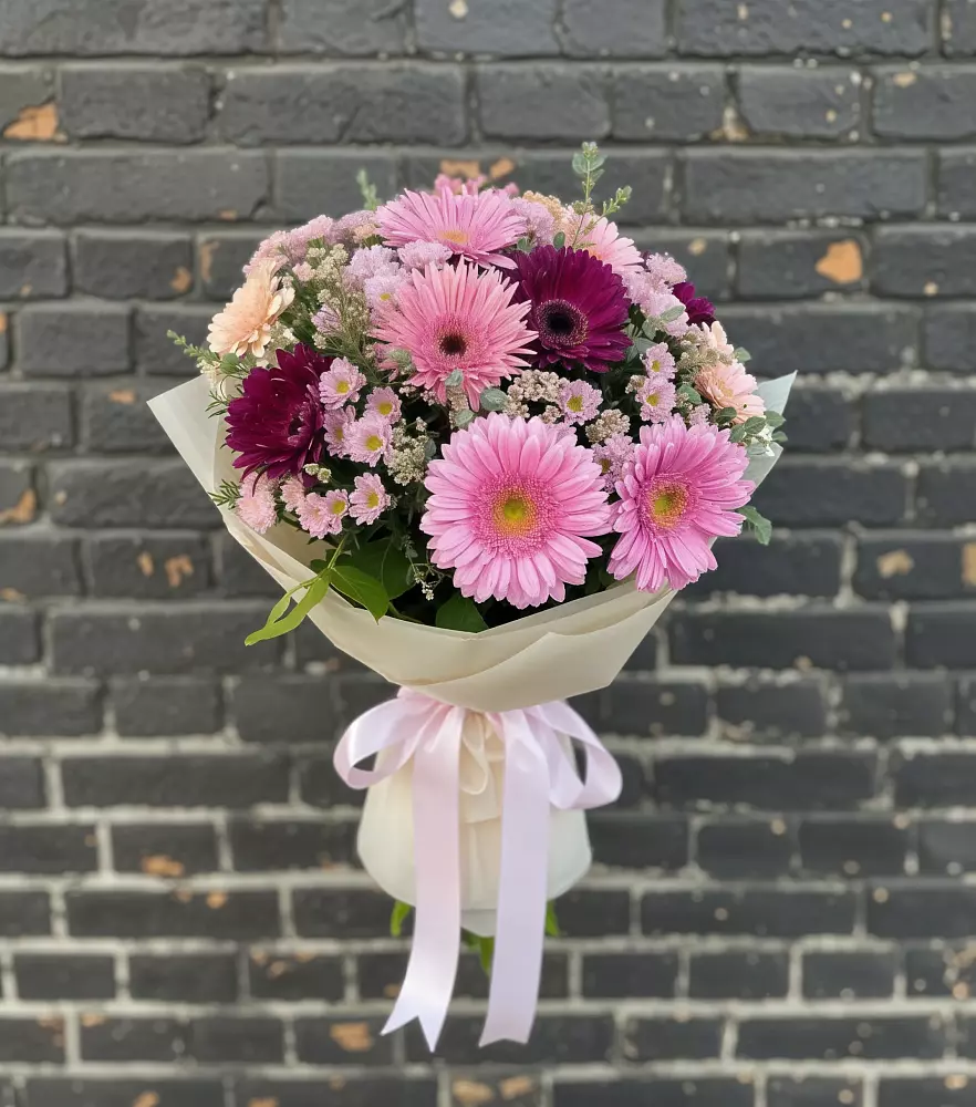 Букет цветов из: Герберы и Хризантемы в Старой Вичуге