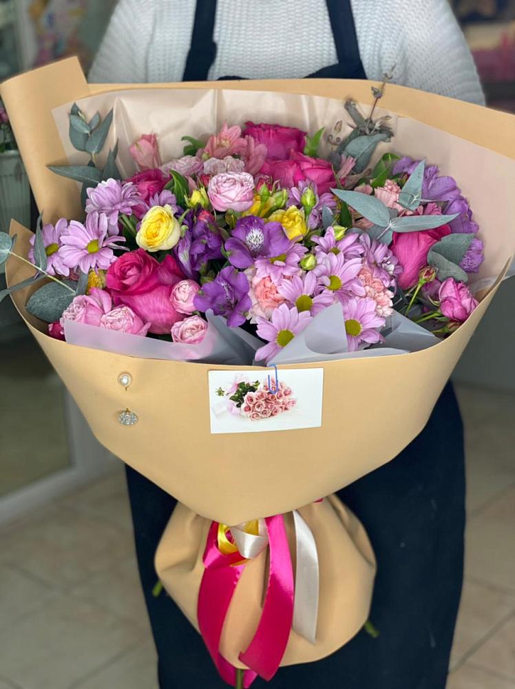 Букет цветов из: Хризантемы, Гвоздики и Альстромерии в Старой Вичуге