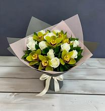 Букет цветов из:  Орхидеи и Розы в Старой Вичуге