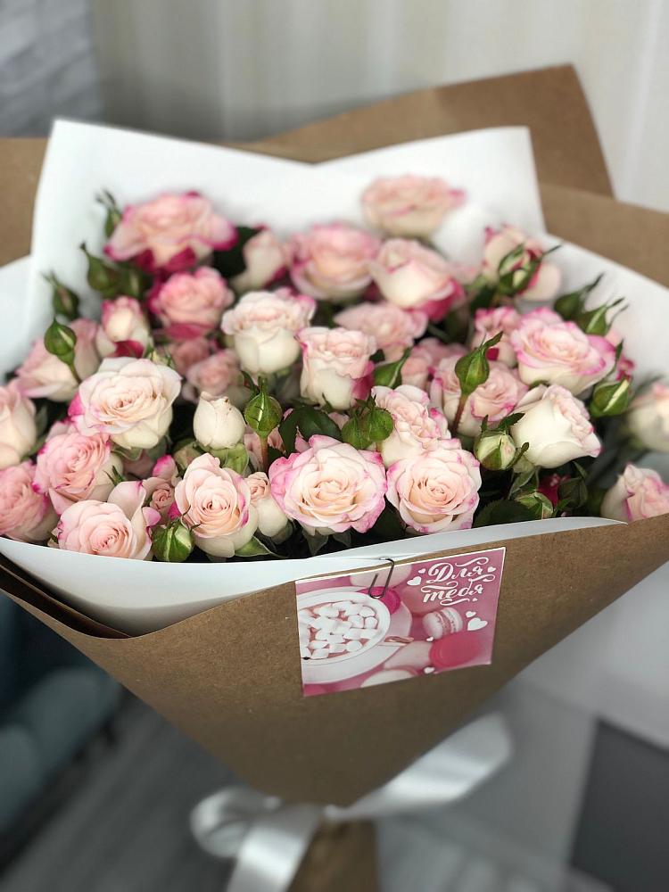 Букет цветов из: Розы в Старой Вичуге