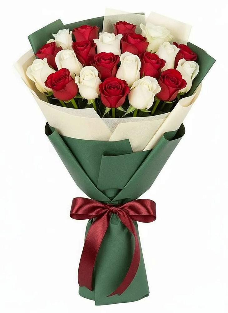 Букет Микс из красных и белых роз в Старой Вичуге