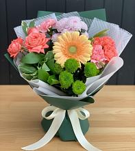 Букет цветов из:  Гвоздики, Розы, Герберы и Хризантемы в Старой Вичуге