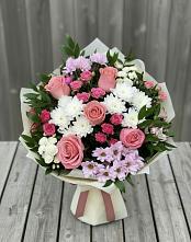Букет цветов из:  Альстромерии, Гвоздики, Розы и Хризантемы в Старой Вичуге