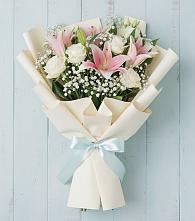 Букет цветов из:  Лилии в Старой Вичуге