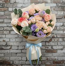 Букет цветов из:  Розы, Лизиантусы и Гвоздики в Старой Вичуге