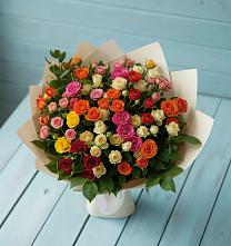Букет Микс из разноцветных кустовых роз в Старой Вичуге