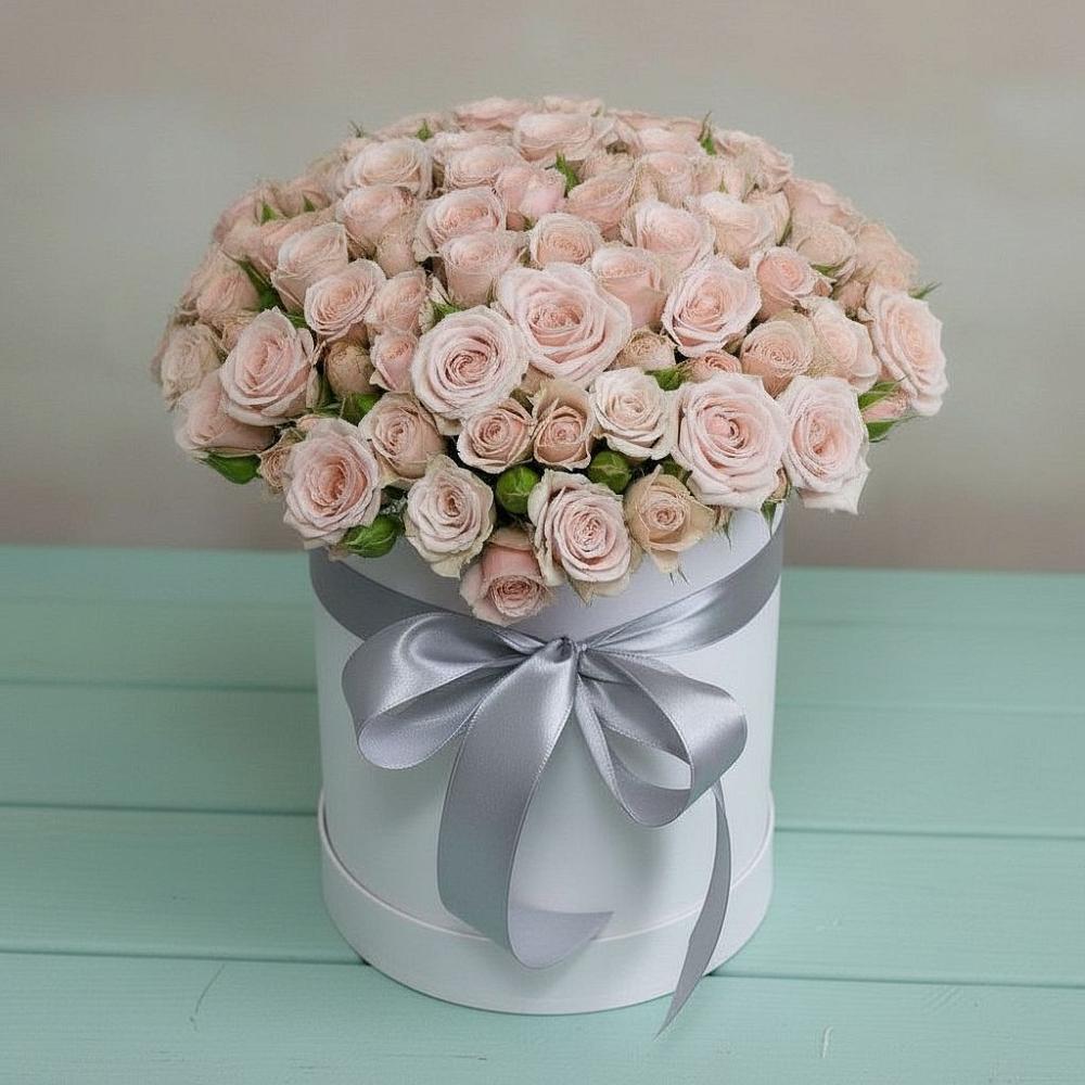 Цветочная композиция из Розы в шляпной коробке в Старой Вичуге